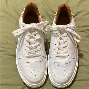 Allen Edmonds Owen Men White Leather Low-Top Sneakers with Tan Lining